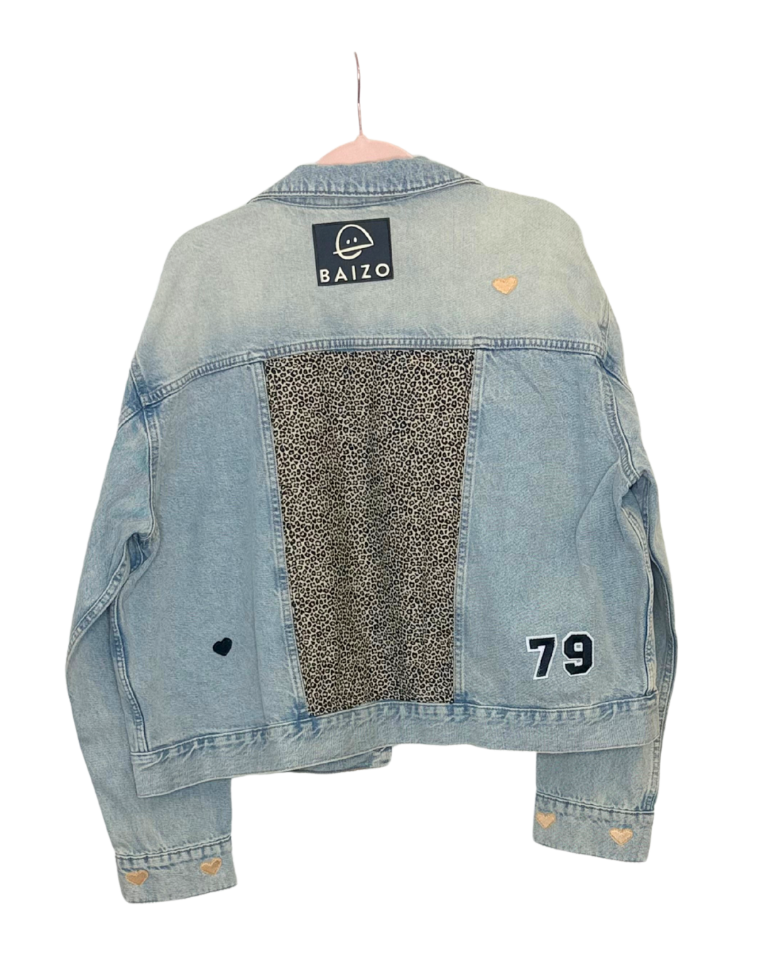 79- Leo Sky