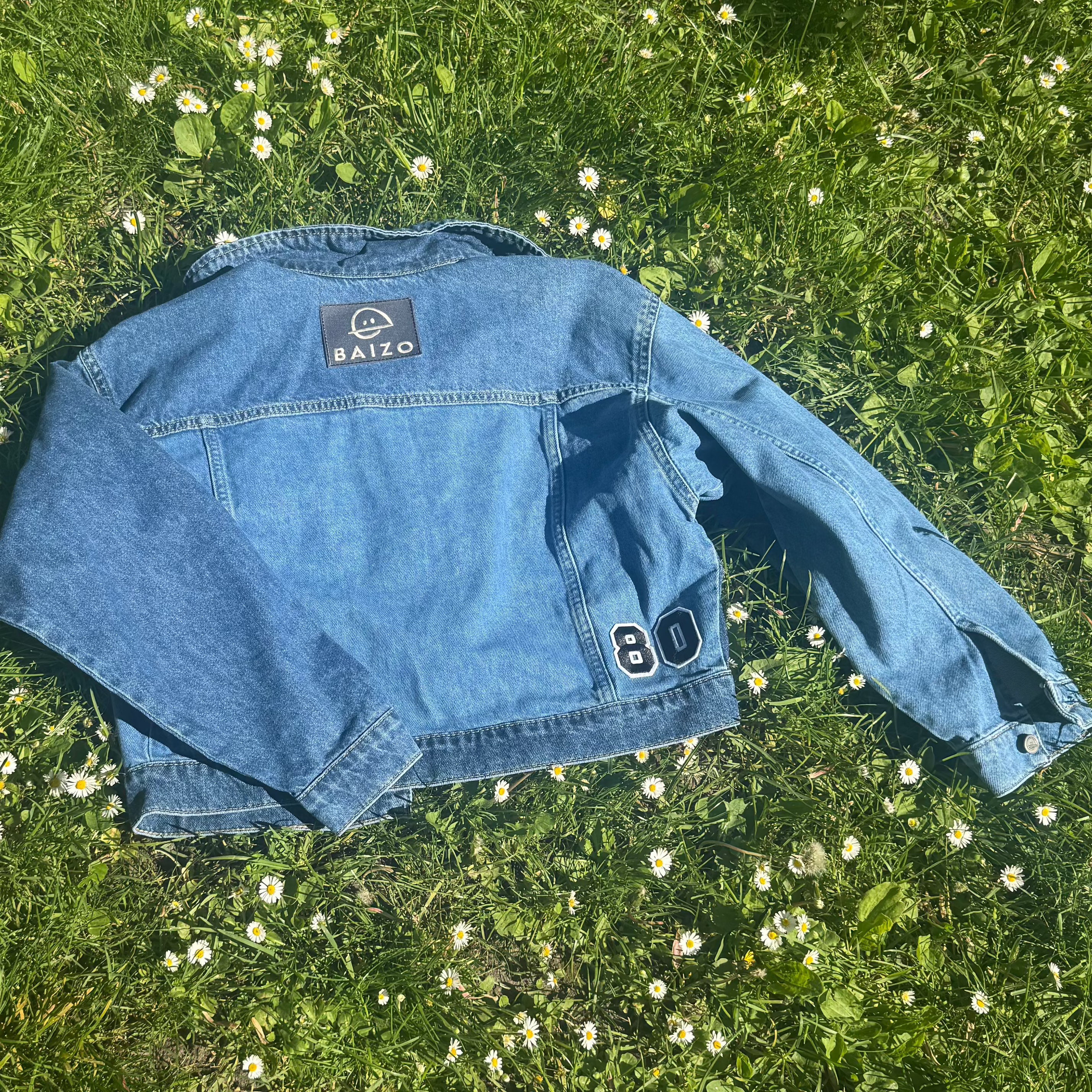 80 - Plain Blue