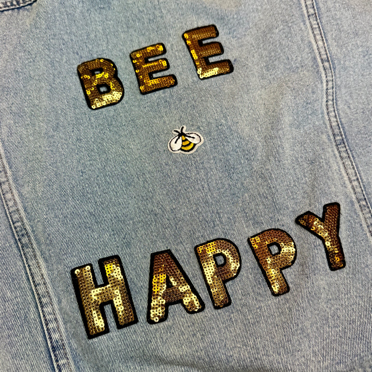 24 - Bee Happy